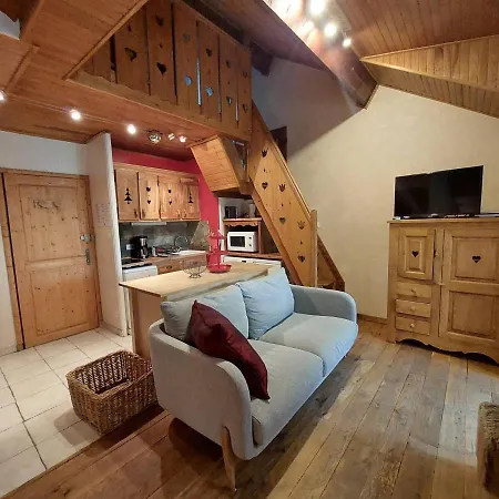 Apartment Duplex Montagne Avec Sauna, Wifi, Parking - Fr-1-516-147